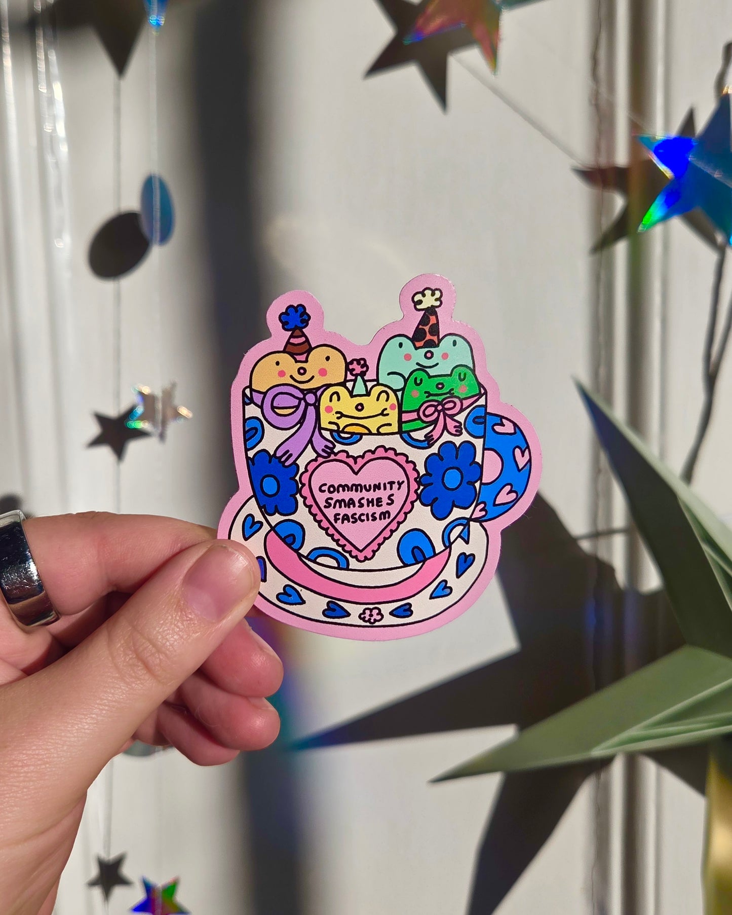 Community smashes fascism - die cut sticker