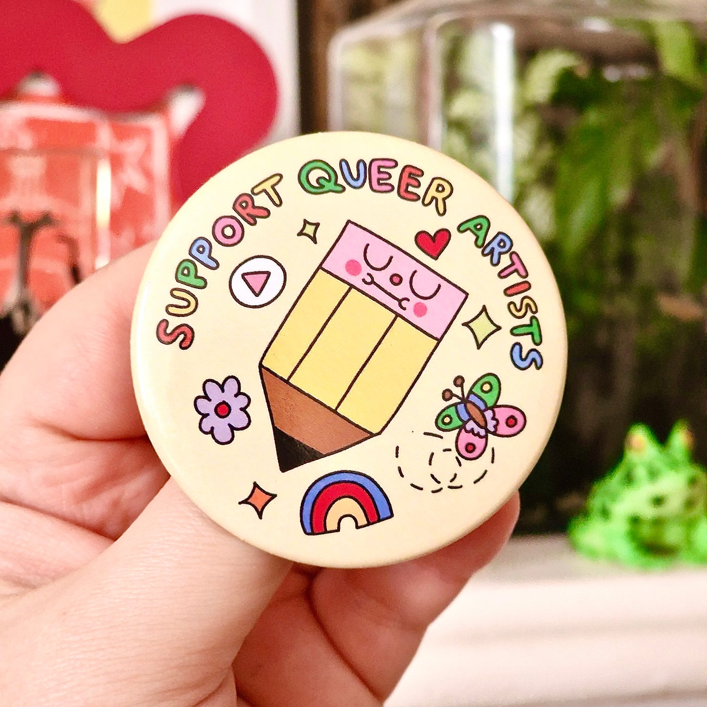 Support Queer Artists Badge